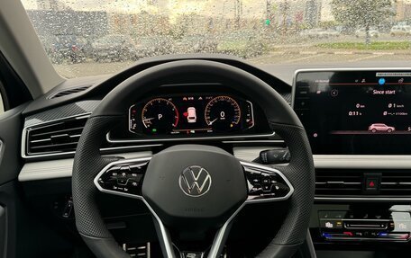 Volkswagen Tiguan II, 2023 год, 4 450 000 рублей, 15 фотография