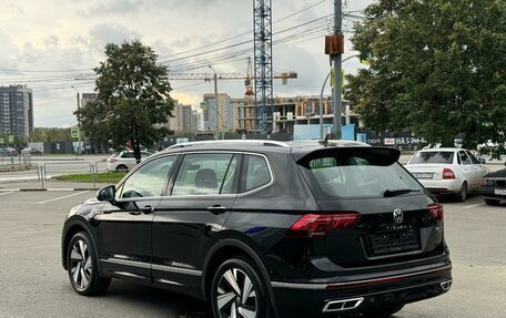 Volkswagen Tiguan II, 2023 год, 4 450 000 рублей, 8 фотография