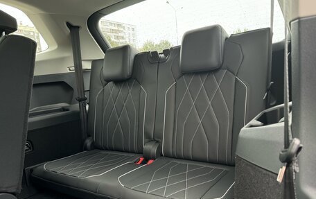 Volkswagen Tiguan II, 2023 год, 4 450 000 рублей, 17 фотография