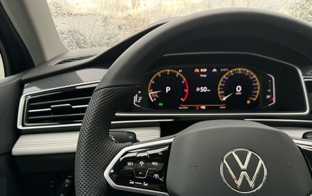 Volkswagen Tiguan II, 2023 год, 4 450 000 рублей, 16 фотография
