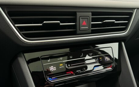 Volkswagen Tiguan II, 2023 год, 4 450 000 рублей, 22 фотография