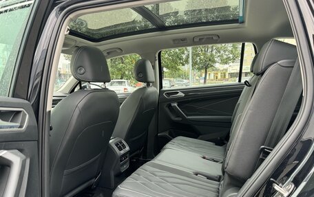 Volkswagen Tiguan II, 2023 год, 4 450 000 рублей, 30 фотография