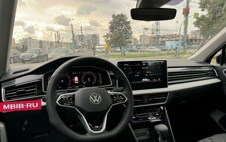 Volkswagen Tiguan II, 2023 год, 4 450 000 рублей, 12 фотография