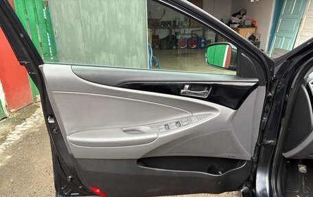 Hyundai Sonata VI, 2010 год, 1 150 000 рублей, 11 фотография