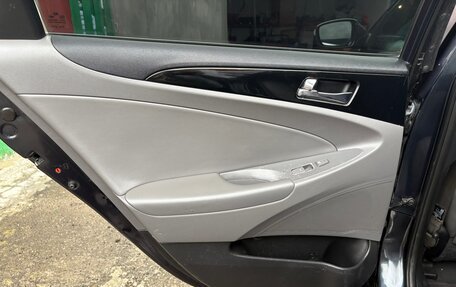Hyundai Sonata VI, 2010 год, 1 150 000 рублей, 12 фотография