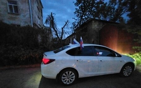 Opel Astra J, 2012 год, 830 000 рублей, 4 фотография