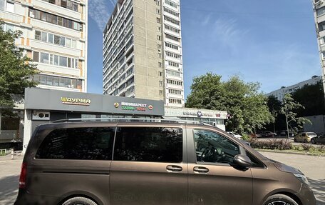 Mercedes-Benz V-Класс, 2018 год, 4 450 000 рублей, 3 фотография