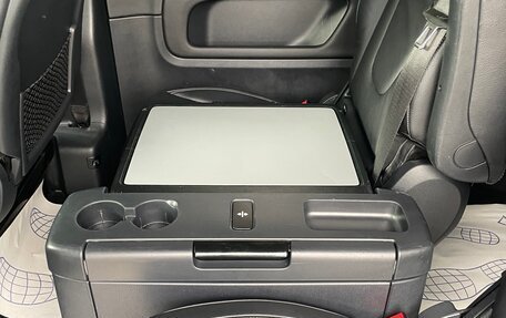 Mercedes-Benz V-Класс, 2018 год, 4 450 000 рублей, 8 фотография