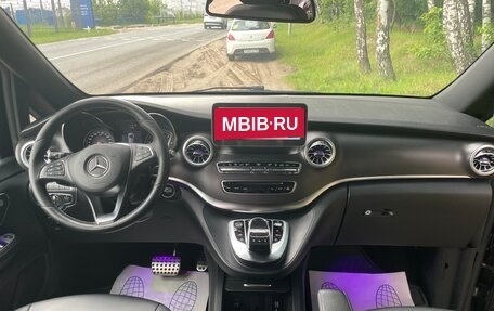 Mercedes-Benz V-Класс, 2018 год, 4 450 000 рублей, 7 фотография