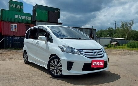 Honda Freed I, 2013 год, 1 330 000 рублей, 5 фотография