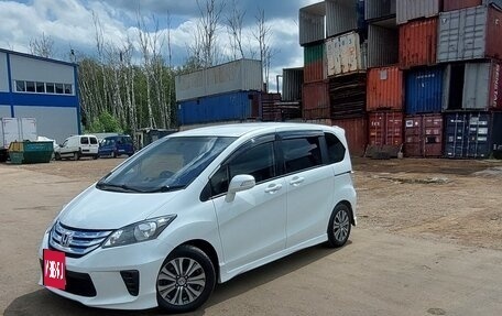 Honda Freed I, 2013 год, 1 330 000 рублей, 2 фотография