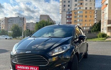 Ford Fiesta, 2016 год, 1 020 000 рублей, 2 фотография