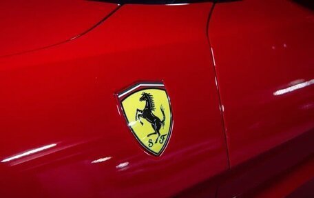 Ferrari Portofino, 2020 год, 30 000 000 рублей, 13 фотография