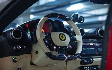 Ferrari Portofino, 2020 год, 30 000 000 рублей, 25 фотография