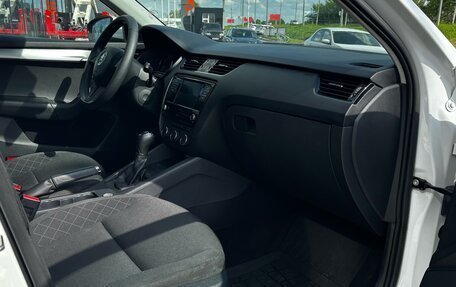 Skoda Octavia, 2018 год, 1 450 000 рублей, 16 фотография