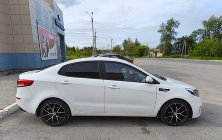 KIA Rio III рестайлинг, 2015 год, 1 089 000 рублей, 5 фотография