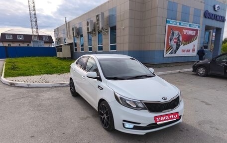 KIA Rio III рестайлинг, 2015 год, 1 089 000 рублей, 13 фотография