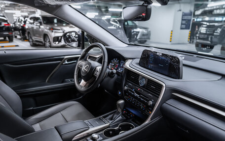 Lexus RX IV рестайлинг, 2022 год, 7 500 000 рублей, 2 фотография