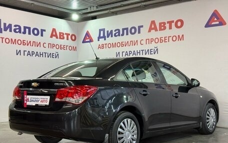 Chevrolet Cruze II, 2010 год, 682 000 рублей, 3 фотография