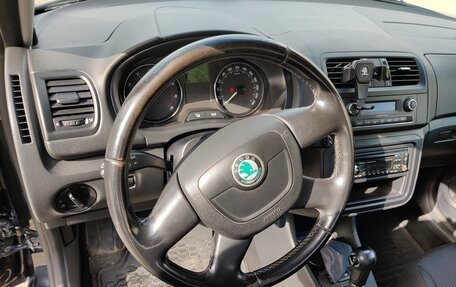 Skoda Fabia II, 2010 год, 650 000 рублей, 2 фотография