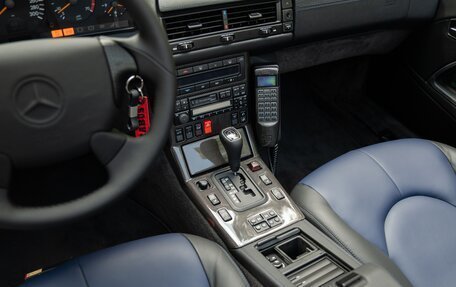 Mercedes-Benz SL-Класс, 1998 год, 17 000 000 рублей, 15 фотография