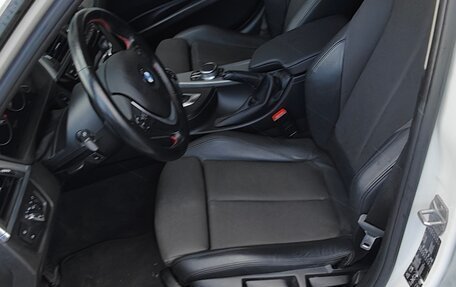 BMW 3 серия, 2018 год, 2 950 000 рублей, 6 фотография