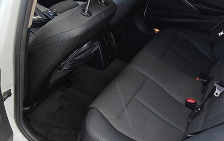 BMW 3 серия, 2018 год, 2 950 000 рублей, 9 фотография
