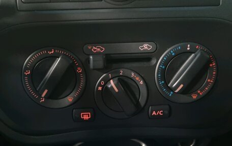 Nissan Juke II, 2014 год, 1 054 000 рублей, 14 фотография