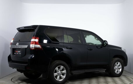 Toyota Land Cruiser Prado 150 рестайлинг 2, 2015 год, 2 600 000 рублей, 5 фотография