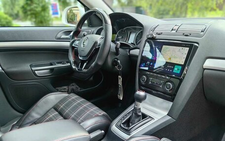 Skoda Octavia, 2012 год, 2 070 000 рублей, 2 фотография
