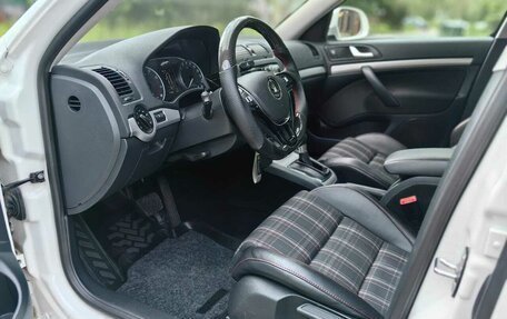Skoda Octavia, 2012 год, 2 070 000 рублей, 14 фотография
