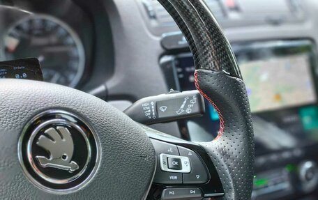 Skoda Octavia, 2012 год, 2 070 000 рублей, 40 фотография