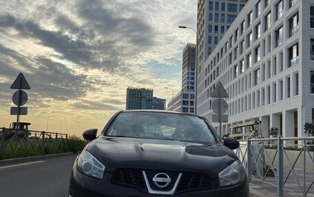 Nissan Qashqai, 2011 год, 1 050 000 рублей, 2 фотография