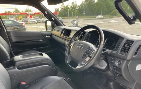 Toyota HiAce H200, 2020 год, 4 250 000 рублей, 6 фотография