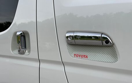 Toyota HiAce H200, 2020 год, 4 250 000 рублей, 5 фотография