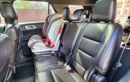 Ford Explorer VI, 2013 год, 2 100 000 рублей, 10 фотография