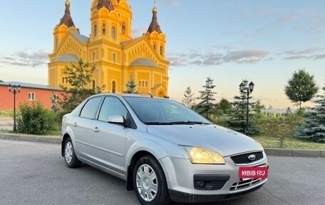 Ford Focus II рестайлинг, 2006 год, 420 000 рублей, 2 фотография