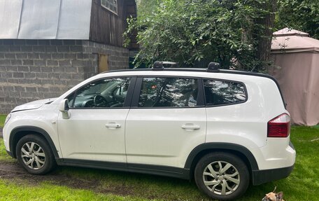 Chevrolet Orlando I, 2012 год, 730 000 рублей, 2 фотография