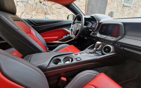 Chevrolet Camaro VI, 2016 год, 5 000 000 рублей, 6 фотография