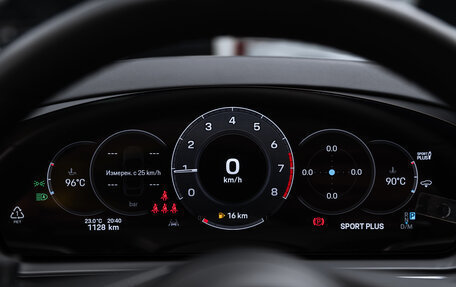 Porsche Cayenne III, 2024 год, 18 500 000 рублей, 14 фотография