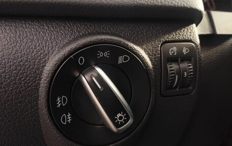 Volkswagen Tiguan I, 2012 год, 1 325 000 рублей, 28 фотография