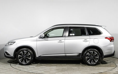 Mitsubishi Outlander III рестайлинг 3, 2022 год, 2 389 898 рублей, 8 фотография