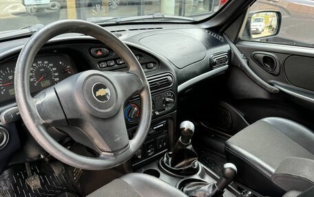 Chevrolet Niva I рестайлинг, 2015 год, 591 000 рублей, 5 фотография