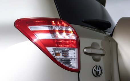 Toyota RAV4, 2011 год, 1 297 000 рублей, 22 фотография
