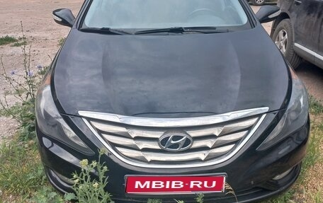 Hyundai Sonata VI, 2012 год, 1 450 000 рублей, 1 фотография