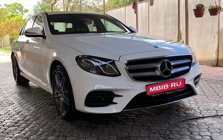 Mercedes-Benz E-Класс, 2018 год, 4 400 000 рублей, 1 фотография