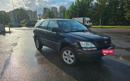 Lexus RX IV рестайлинг, 2001 год, 850 000 рублей, 2 фотография