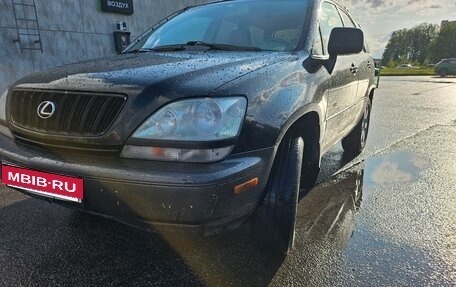 Lexus RX IV рестайлинг, 2001 год, 850 000 рублей, 3 фотография