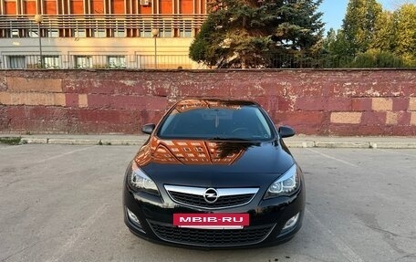 Opel Astra J, 2011 год, 800 000 рублей, 7 фотография
