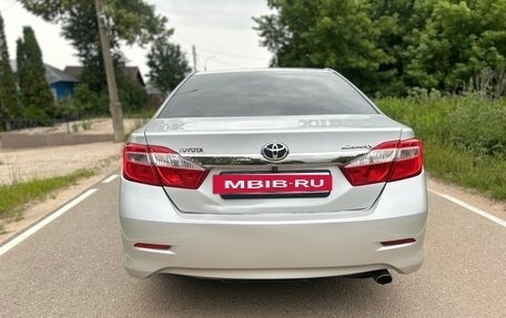 Toyota Camry, 2013 год, 1 080 000 рублей, 4 фотография